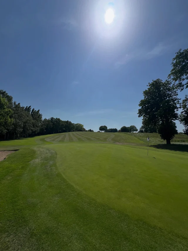 Blue skies, great conditions and another fantastic day on the course at Hoebridge. ⛳️☀️

There’s nothing better than seeing fairways full, flags flying and golfers enjoying everything a Golf Day should be.

Thinking of hosting your own Golf Day? Book by the end of this month and play before the end of September, and the organiser goes FREE.

Get in touch to secure your preferred date before they’re gone.

#HoebridgeGolfClub #GolfDay #GolfEvents #SurreyGolf #GolfLife