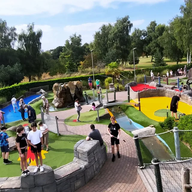 ☀️🏴‍☠️ There's still time to grab your Pirate Golf Summer Pass! 🏴‍☠️☀️

With 6 weeks of unlimited golf from the day you purchase. Even when the kids are back at school there will be plenty of time to play.

After school rounds, weekend adventures and plenty of fun still to come!

☑️ Unlimited Pirate Golf
☑️ 30% off of food and drink
☑️ 1 hour on the Driving Range

But hurry...... this pass is only available for one more week.

#hoebridgegc #adventuregolf #familygolf
#kidsactıvıtıes #woking
