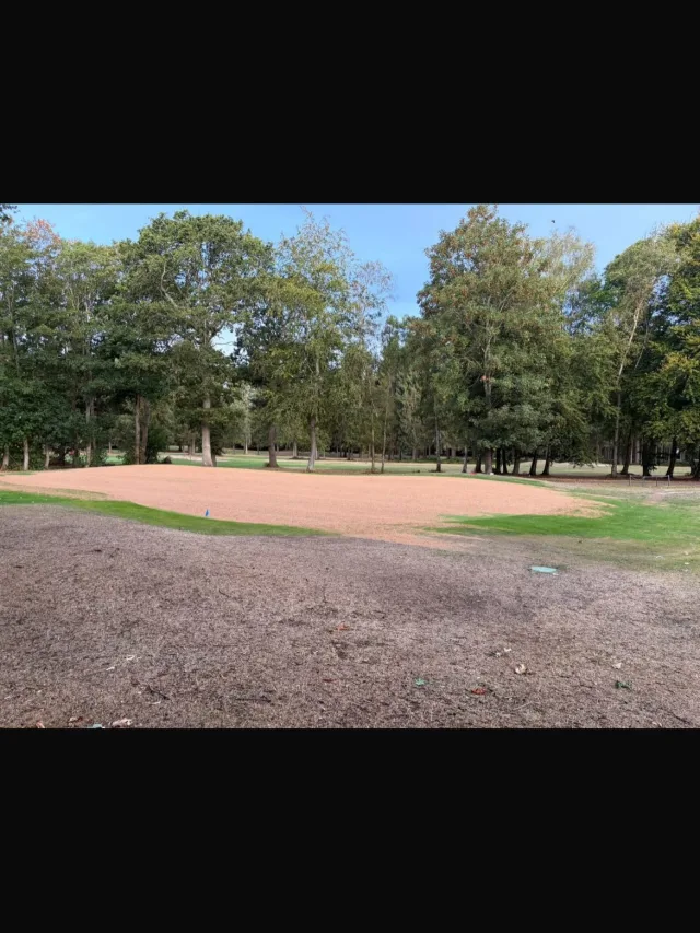 ⛳️ Course improvements underway at Hoebridge ⛳️ 

A huge thank you to our fantastic Greenskeepers for all their hard work preparing the course for the months ahead. 👏

The work being carried out now will help protect the quality of the course through the winter months, keeping it in the best possible condition for our golfers.

There’s plenty that goes on behind the scenes, and we really appreciate the time, effort and expertise that goes into keeping Hoebridge looking its best. 🌱💪

Great work, team! 👏

#HoebridgeGolf #GolfCourse #GreensTeam #CourseImprovements #WinterGolf